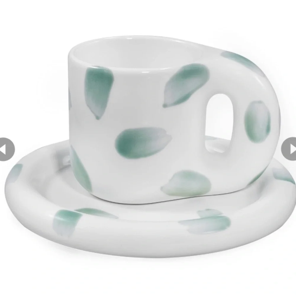 Kyrii Double Wall Chubby Mug and Saucer Set, Insulated, 12 oz